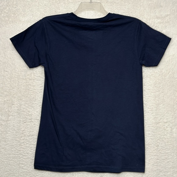 Final four NCAA 2023 national champions UConn Huskies basketball t-shirt size S - Picture 3 of 6